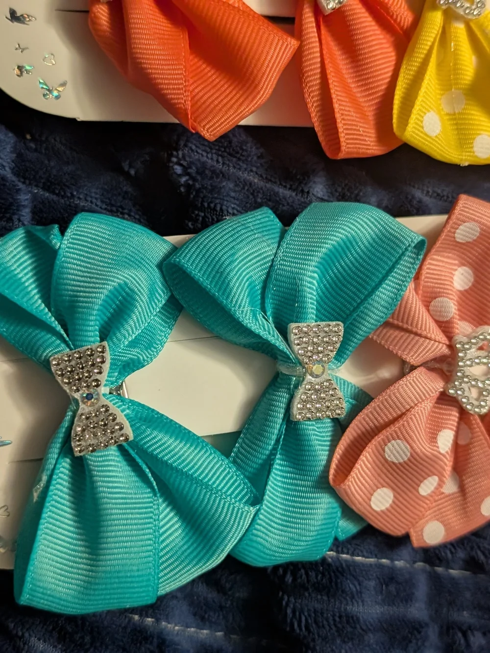 🦋 One Set Of Kids Polka Dot Bow Hair Clips -